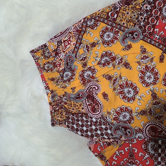 Ultra Flirt Spaghetti Strap Tie Front Top w/Matching Wide Leg Pants. - Picture 4 of 6